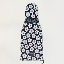 Load and play video in Gallery viewer, "Hana" jacquard violin sleeve drawstring
